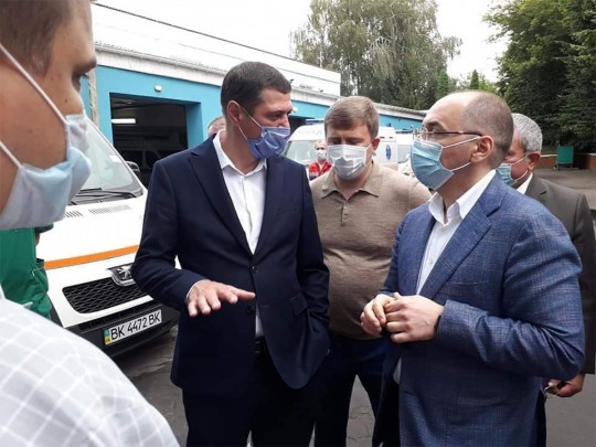 Максим Степанов посещает станцию скорой помощи