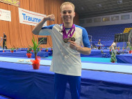 Украинский олимпийский чемпион едва не&nbsp;свернул шею на&nbsp;тренировке: момент попал на&nbsp;видео