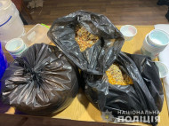 На&nbsp;Рівненщині перехопили контрабандну партію бурштину на&nbsp;2 мільйони гривень