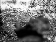 У&nbsp;Львові кришка люка влетіла в&nbsp;автівку і&nbsp;вбила дитину