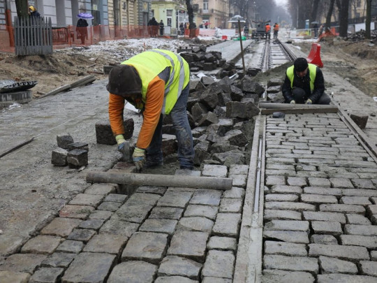 Ремонт дороги на улице Бандеры во Львове