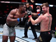 Нганну&nbsp;&mdash; Міочіч: відео жорсткого нокауту титульного бою UFC