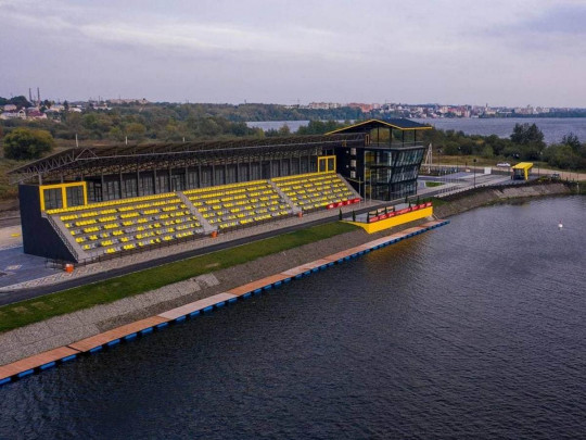 водная арена в Тернополе