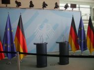 Не&nbsp;договорились: Кулеба предложил&nbsp;ЕС ввести секторальные санкции против России