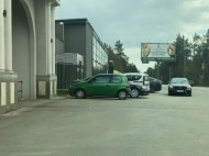Роскошный ресторан и&nbsp;дорогие авто,&nbsp;&mdash; СМИ про банкет &laquo;Слуг народа&raquo; из&nbsp;Киевского облсовета