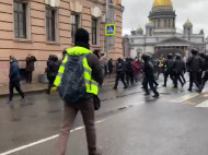 Массовые акции в&nbsp;поддержку Навального: количество задержанных растет