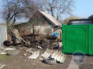 Під Бахмутом бойовики обстріляли житлові будинки: розслідуванням зайнялася прокуратура