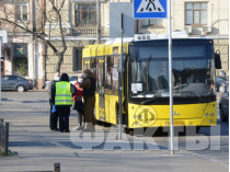 Движение транспорта в центре Киева