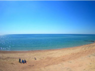 Без медуз, але у&nbsp;холодній воді: у&nbsp;Кирилівці на&nbsp;Великдень відкрили купальний сезон