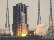 Опасность миновала: остатки китайской ракеты весом 22 тонны упали в&nbsp;Индийский океан