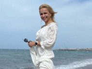 40-летняя Лилия Ребрик очаровала эффектной фигурой в&nbsp;купальнике