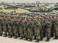 Армия России на&nbsp;границе с&nbsp;Украиной: в&nbsp;МИД заявили, что критическая ситуация сохраняется