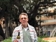&laquo;Повертаюся&nbsp;&mdash; жере устриці, сволота!&raquo; Актор Панін влаштував красуні-доньці &laquo;виховний момент&raquo;