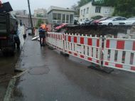 Злива у&nbsp;Києві: провалений асфальт та&nbsp;затримки руху транспорту