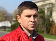 &laquo;У&nbsp;списку вже 15 прізвищ&raquo;: Подоляк розповів, чому Мендель пішла з&nbsp;посади прессекретарки
