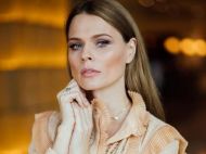 Фреймут добралась до&nbsp;&laquo;бомжей&raquo;: Оля рассказала мужчине под забором, как правильно справлять &laquo;малую нужду&raquo;