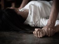 Избили и&nbsp;изнасиловали: участница скандальной фотосессии в&nbsp;Дубае рассказала, как ее&nbsp;&laquo;встретили&raquo; в&nbsp;Украине