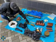 У&nbsp;центрі Києва СБУ виявила арсенал зброї та&nbsp;вибухівки