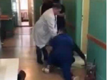бійка в лікарні