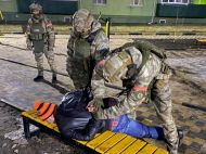 Душа бажала свята: під Вінницею директор молокозаводу почав палити в&nbsp;повітря з&nbsp;автомата і&nbsp;знеструмив половину селища