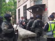 В&nbsp;Киеве спецназ обезвредил стрелка, палившего из&nbsp;окна по&nbsp;людям