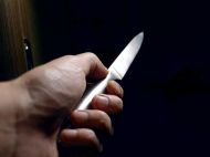 Тому що&nbsp;дратував: 16-річна школярка вдарила п'ять разів ножем &laquo;неслухняного&raquo; молодшого брата