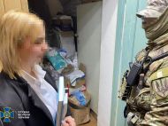 В&nbsp;Одесі співробітник поліції вкрала кокаїн з&nbsp;речовіх доказів і&nbsp;торгувала їм&nbsp;по&nbsp;120 доларів за&nbsp;грам