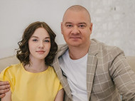 Вже доросла старша дочка Кошового вразила зовнішністю