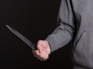Порізав ножем груди та&nbsp;шию: в&nbsp;Дніпрі затримали підозрюваного у&nbsp;жорстокому вбивстві