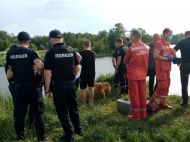 Пыталась спасти подругу: под Киевом утонула 13-летняя девочка