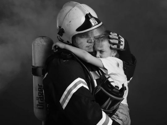 пожарный и ребенок