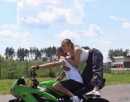Тіна Кароль вразила небезпечними трюками на&nbsp;мотоциклі