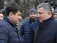 Аваков и&nbsp;Разумков отказались голосовать за&nbsp;санкции против олигархов Фирташа и&nbsp;Фукса из-за личных интересов,&nbsp;&mdash; эксперт