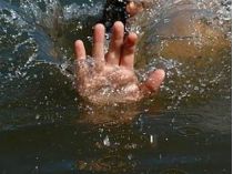 Нырнул за тапочками и погиб: под Днепром на реке утонул 10-летний мальчик