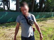 Невиправдана жорстокість: під Львовом чоловік шматком скла розчленував собаку