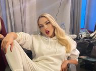 Ідеально заходить в&nbsp;кожну дірочку: Оля Полякова показала свого &laquo;електричного дружка&raquo;