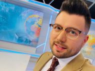 Відомий телеведучий став жертвою автошахраїв
