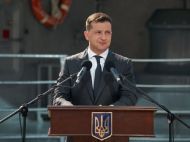 &laquo;Молодая, но&nbsp;зрелая&raquo;: Зеленский поздравил украинцев с&nbsp;юбилеем Конституции