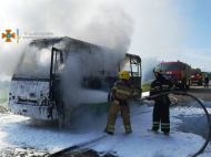 Водителю пришлось прыгать из&nbsp;кабины: в&nbsp;Харькове на&nbsp;ходу загорелась маршрутка с&nbsp;пассажирами