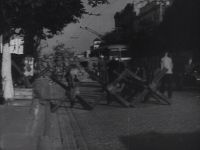 Противотанковые ежи на улицах Киева. 1941