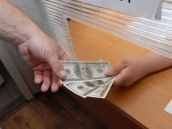 Долар подорожчає до&nbsp;28,5 гривень?