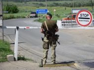 Штрафів не&nbsp;буде: Зеленський підписав важливий для жителів ОРДЛО закон