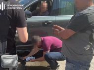 Брав гроші за&nbsp;надання статусу учасника бойових дій: командира роти ЗСУ затримали на&nbsp;хабарі