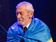 Підняв келих за&nbsp;&laquo;любов та&nbsp;взаємини&raquo;: Кікабідзе знову засмутив хейтерів з&nbsp;РФ на&nbsp;зйомках &laquo;Сватів&raquo;