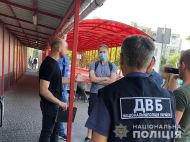 &laquo;Позбавляли&raquo; від COVID за&nbsp;900 грн: у&nbsp;Львові ділки налагодили випуск фейкових довідок про відсутність коронавірусу