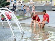 Дощі не&nbsp;врятують: синоптики розповіли про погоду найближчими днями