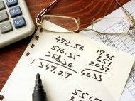 Тарифи на&nbsp;комунальні послуги: що&nbsp;змінилося для українців з&nbsp;1 серпня
