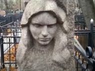 &laquo;Закохувалася в&nbsp;одружених і&nbsp;вчаділа в&nbsp;машині&raquo;: спливли подробиці про трагедію в&nbsp;родині Джигарханяна