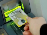 Банк заблокував карту або рахунок: українцям розповіли, що&nbsp;потрібно робити в&nbsp;цьому випадку