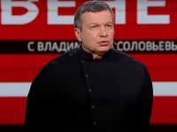 Скандалист Панин предложил 500 долларов за плевок в лицо кремлевского пропагандиста Соловьева: тот ответил